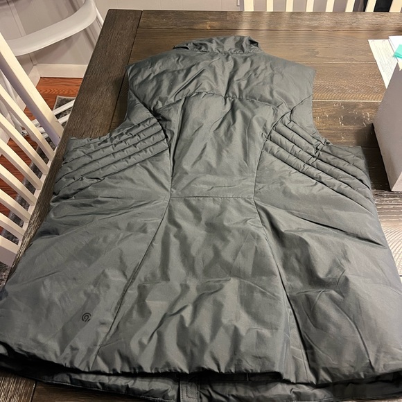 Black champion vest - Picture 2 of 4